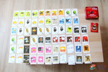 Recenze společenské hry Výbušná koťátka: Výroční edice (Asmodee)