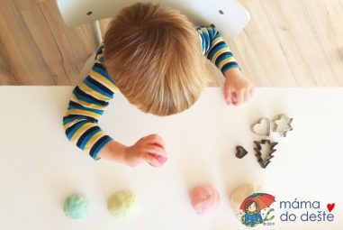 Vyrábíme doma: Vánoční ozdoby ze slaného těsta